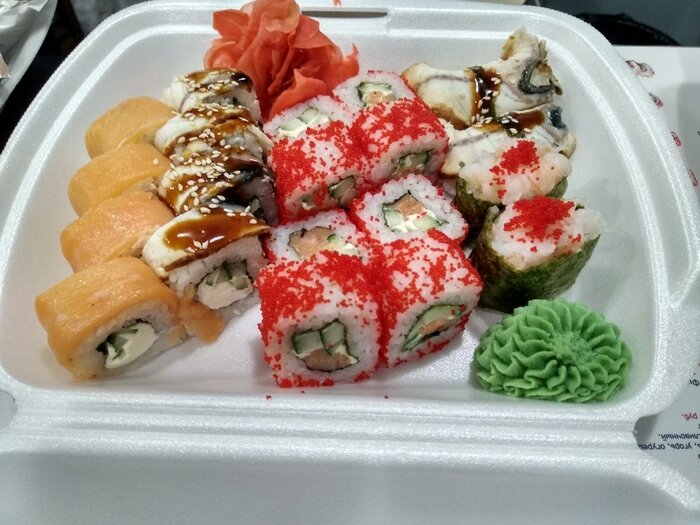 Такими мои роллы были когда я только начал работать.