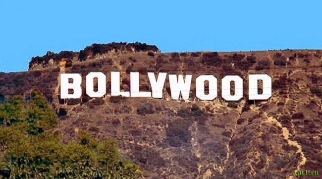 2. Страна, которая бьет рекорды по количеству производимых фильмов в год – это вовсе не Америка, а Индия! Так как немногие жители этой страны могут позволить себе телевизор, свободное время они проводят в кинотеатрах, где билеты стоят сущие копейки. Поэтому кинопроизводство Индии устроено таким образом, что на экраны в год выходит около 700 фильмов, а это означает 2 фильма в день.

