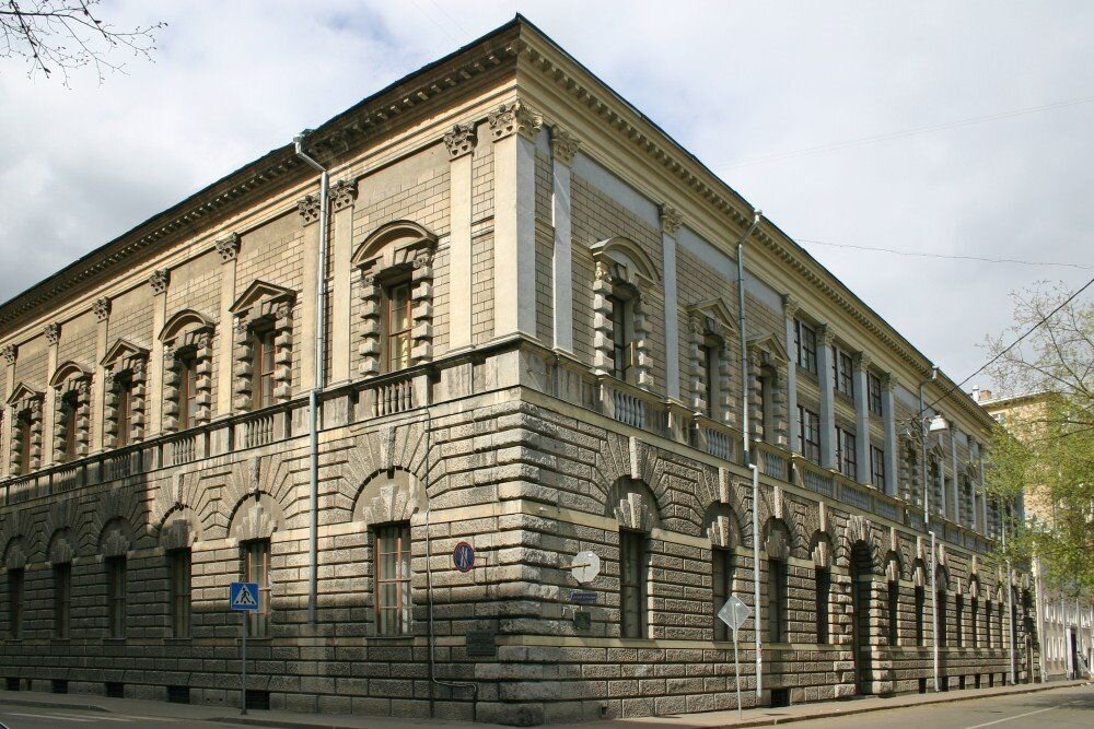 Особняк Г. Тарасова на Спиридоновке