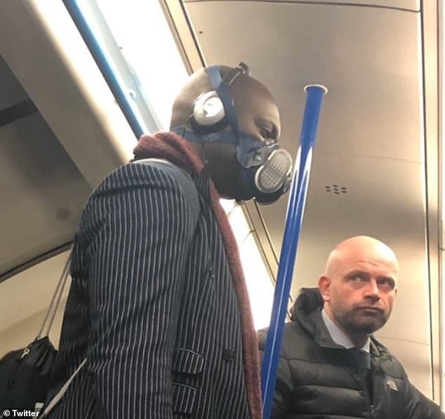 Фото Twitter, Паника в лондонском метро.