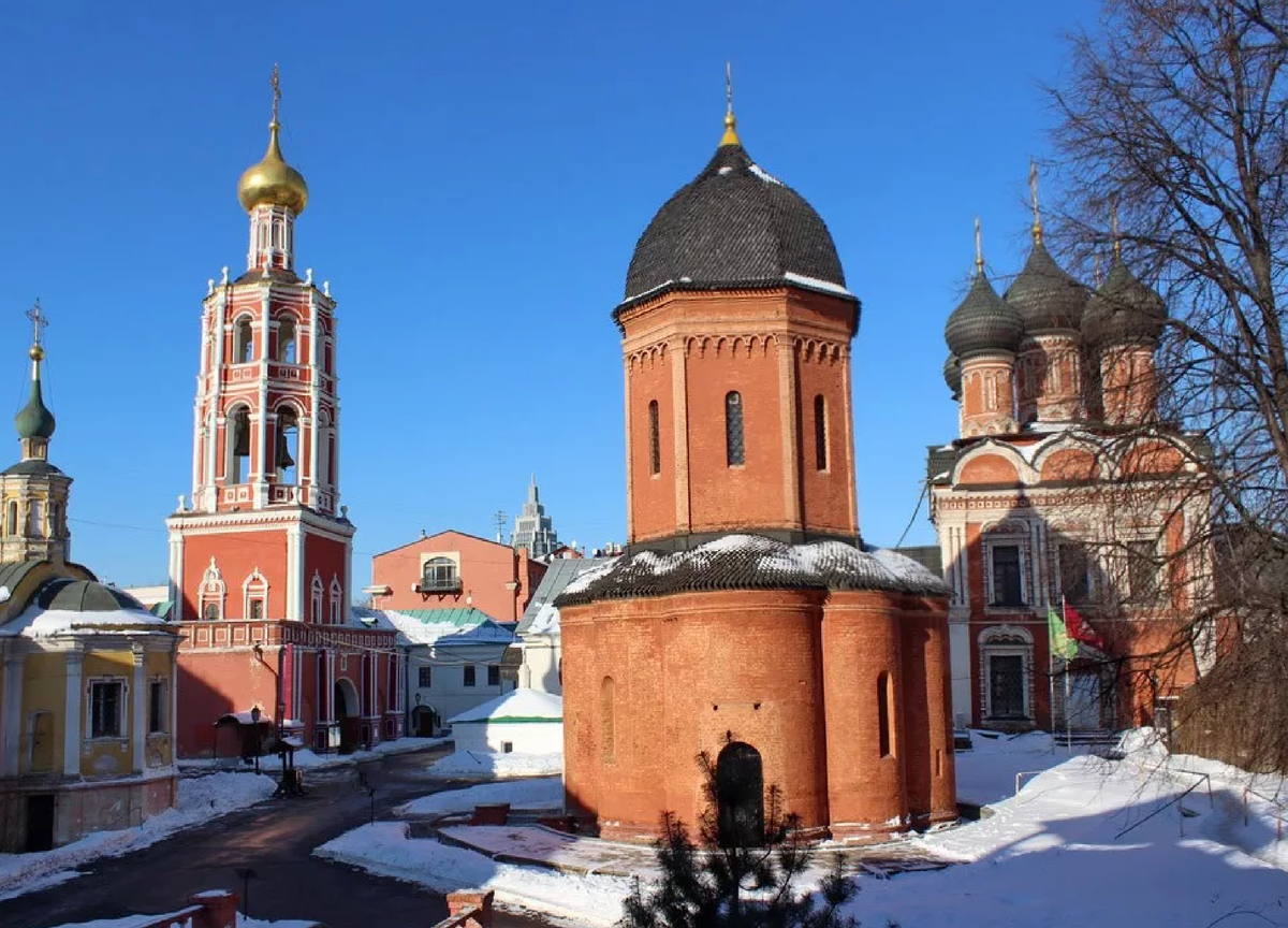 Столица церквей. Высокопетровский монастырь Петра митрополита. Церковь Петра митрополита Высокопетровского монастыря в Москве. Собор Петра митрополита (высоко-Петровский монастырь). Собор Петра митрополита (высоко-Петровский монастырь) план.