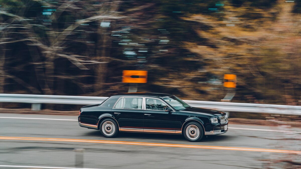 Toyota Century mk1