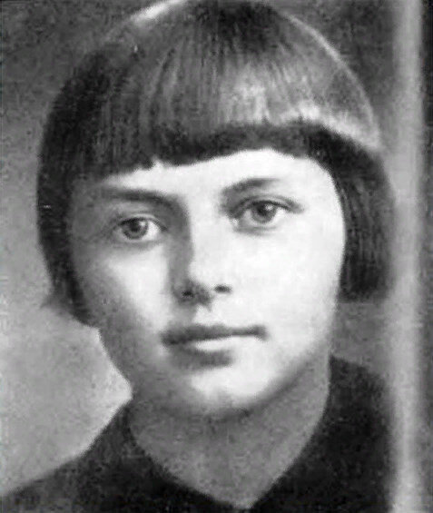 Зина Портнова
