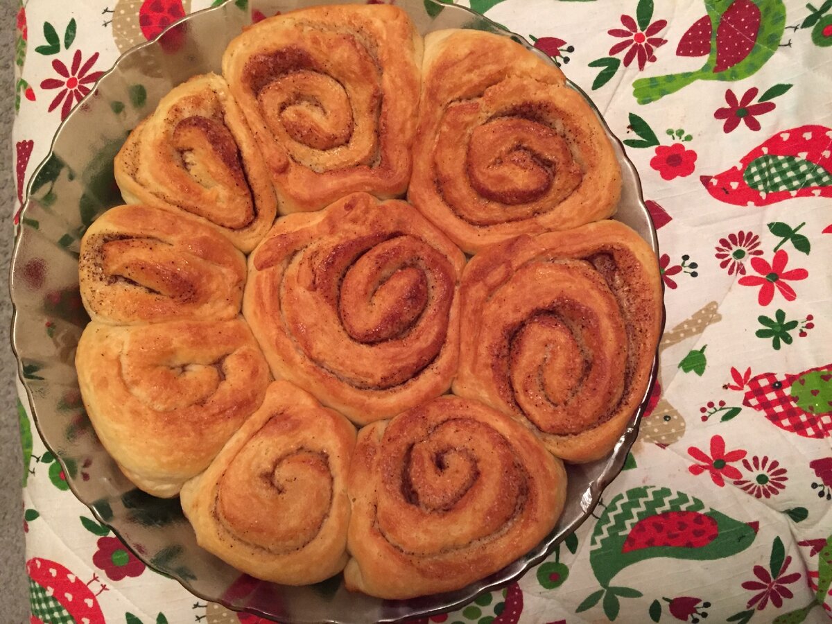  Булочки с корицей.