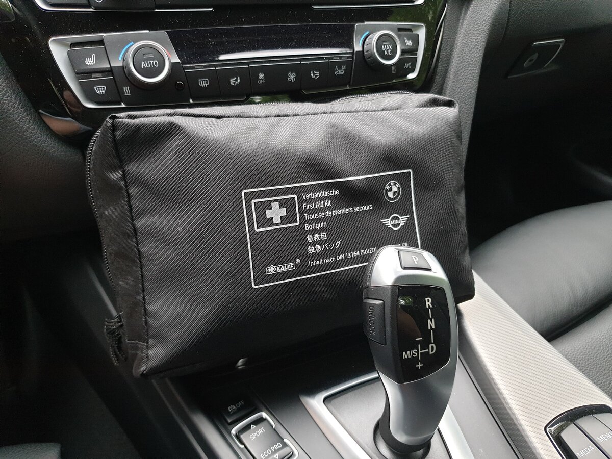 Штатная аптечка DIN13164