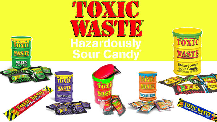Ассортимент кислых леденцов и конфет Toxic Waste