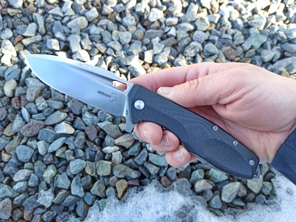 Нож Boker Caracal