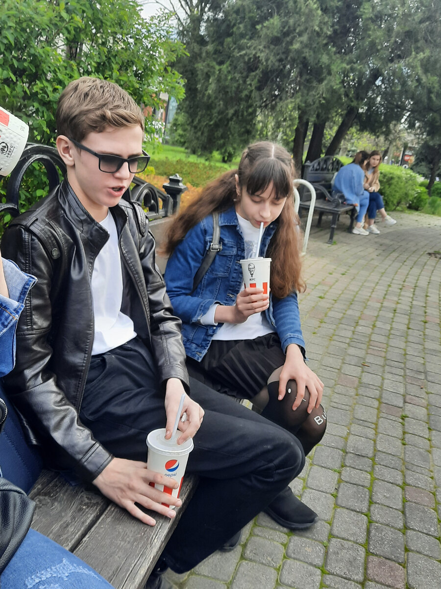 Не совсем удачное фото, но детям некогда было фотографироваться.