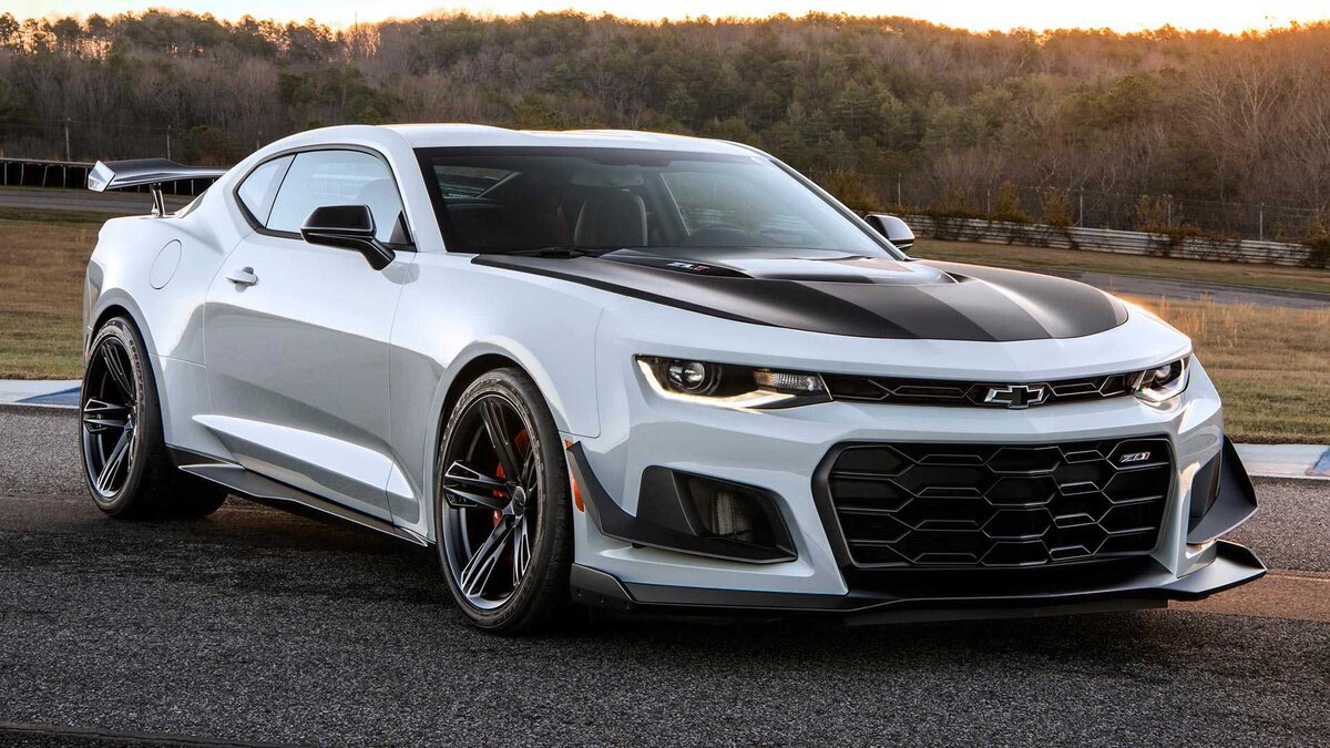 Chevrolet Camaro тоже хороший вариант первого автомобиля