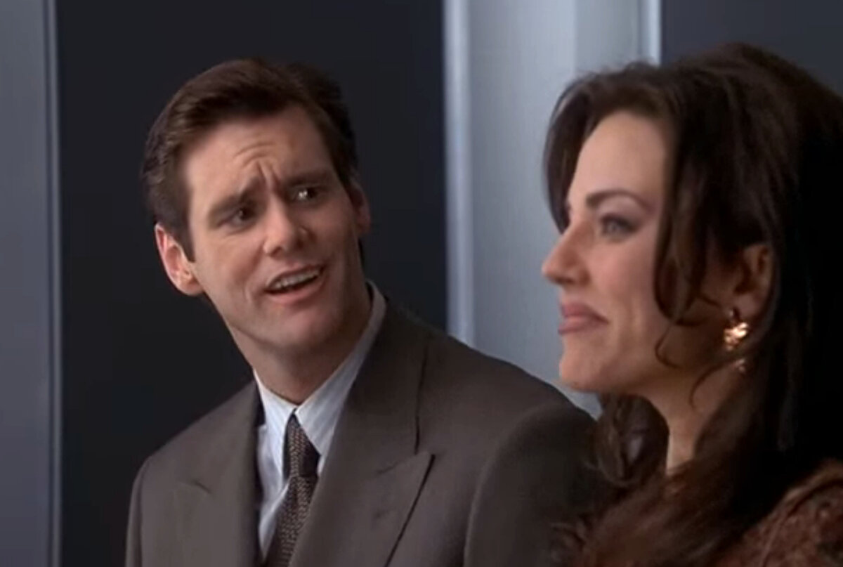 Маска эйс вентура. Лжец, лжец фильм 1997 актёры ведущая новостей. Carry 10. Аккумуляторный прожектор 10вт. Carry 10.