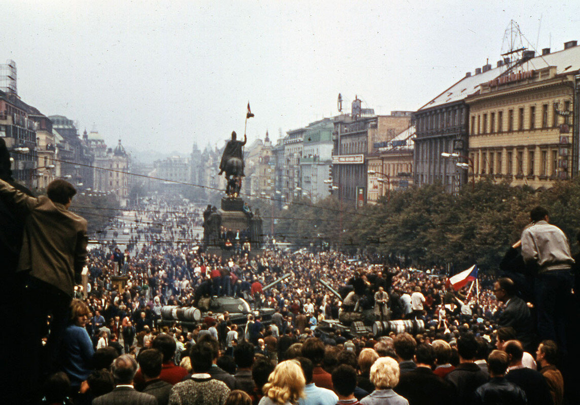 Старые события. 1968 Чехословакия Пражская Весна. Чехия 1968 год Пражская Весна. Прага август 1968. Пражская Весна в Чехословакии.