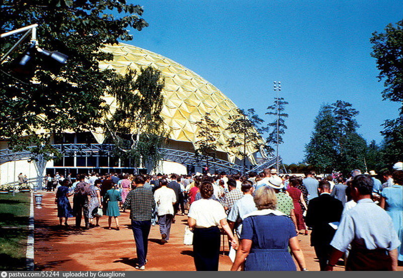 Геодезический купол, 1959. С сайта www.pastvu.com.