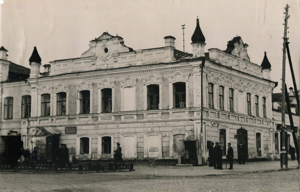 Александровский ул ленина 14 фото