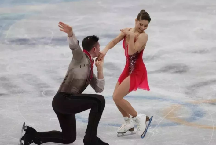 Анастасия и Александр откатались безупречно