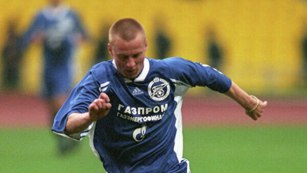 Александр Панов - забивал Французам за сборную, но звездой так и не стал.