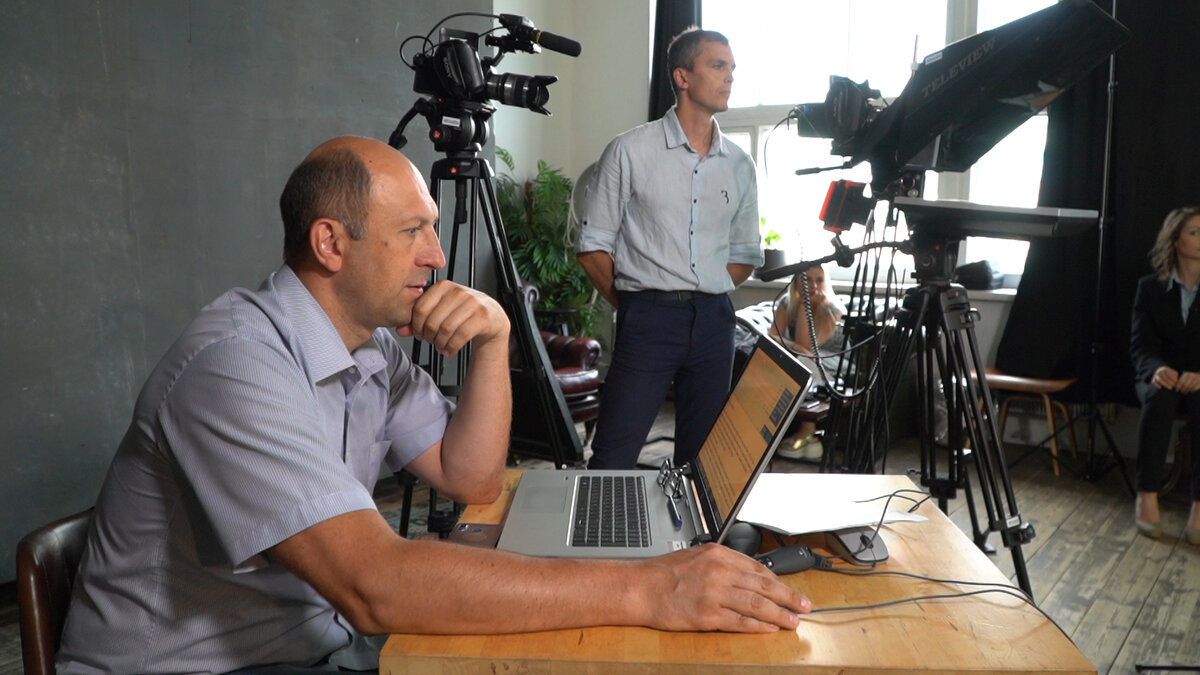 Оператор телесуфлёра. Студия ВИДЕОНИКА