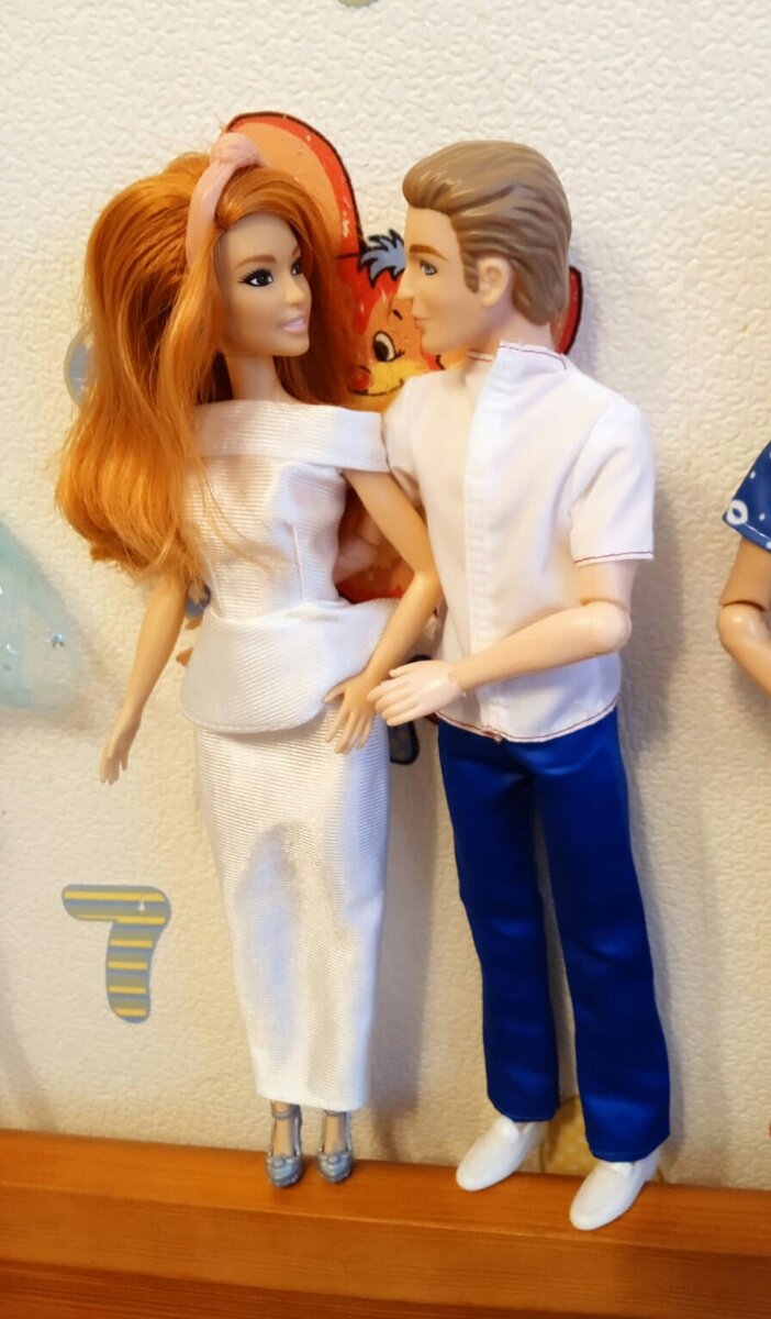 Влюбленно смотрят друг на друга