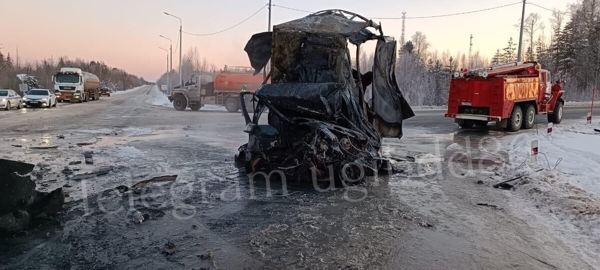    Причиной страшного ДТП под Няганью стало нарушение правил водителем фургона