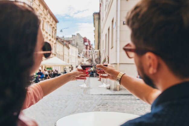 <a href="https://www.freepik.com/free-photo/hands-close-up-couple-toasting-glasses-wine_10356148.htm#query=%D0%B3%D0%B5%D1%80%D0%BC%D0%B0%D0%BD%D0%B8%D1%8F%20%D0%B2%D0%B8%D0%BD%D0%BE&position=22&from_view=search&track=ais">Image by marymarkevich</a> on Freepik