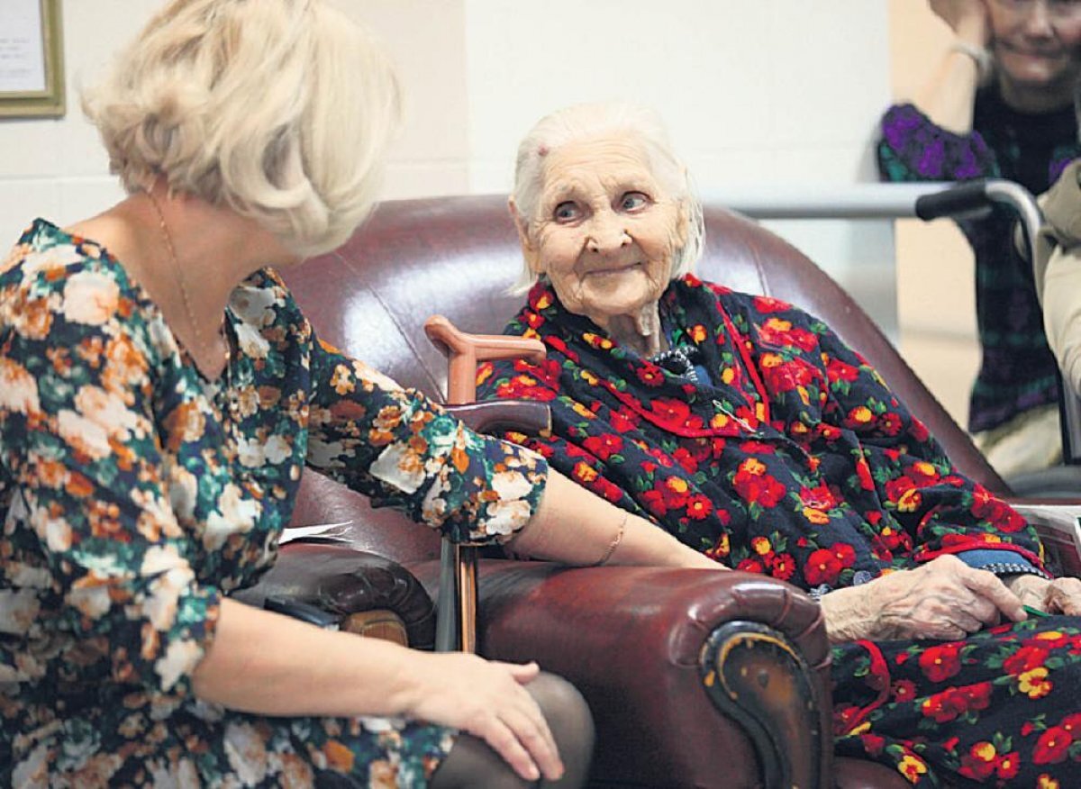    В Томской области создано 38 приемных семей для пожилых людей