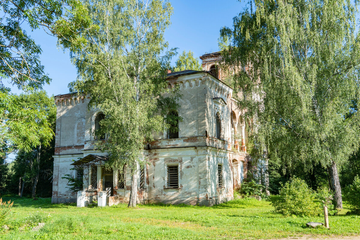 Господский дом усадьбы