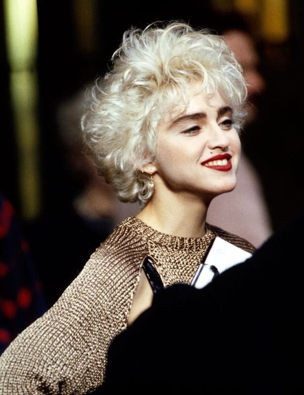 Madonna 1986 с микки. Мадонна фильм 1987 девчонка. Фото девушки 1987. Кто эта девчонка фильм 1987 смотреть. Девушка 1987 года.