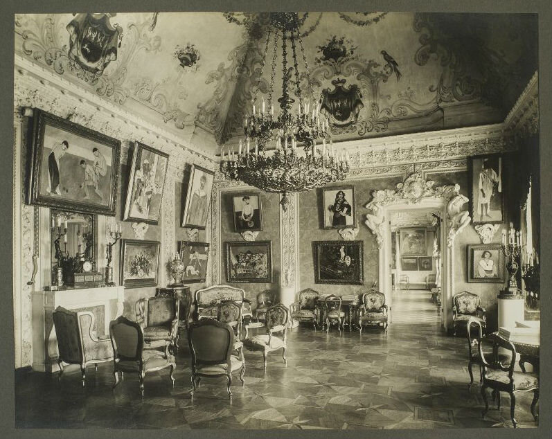 Зал Матисса в особняке С.И. Щукина. Фото 1913 г.