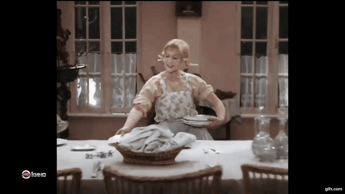 Начинала Золушка классически - в домработницах