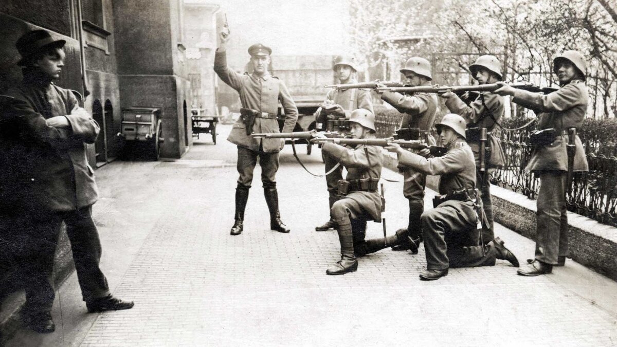 Казнь немецкого коммуниста в Мюнхене, 1919.