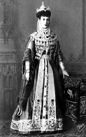 Императрица Мария Федоровна в костюме русской царицы XVIIв. в 1833г.