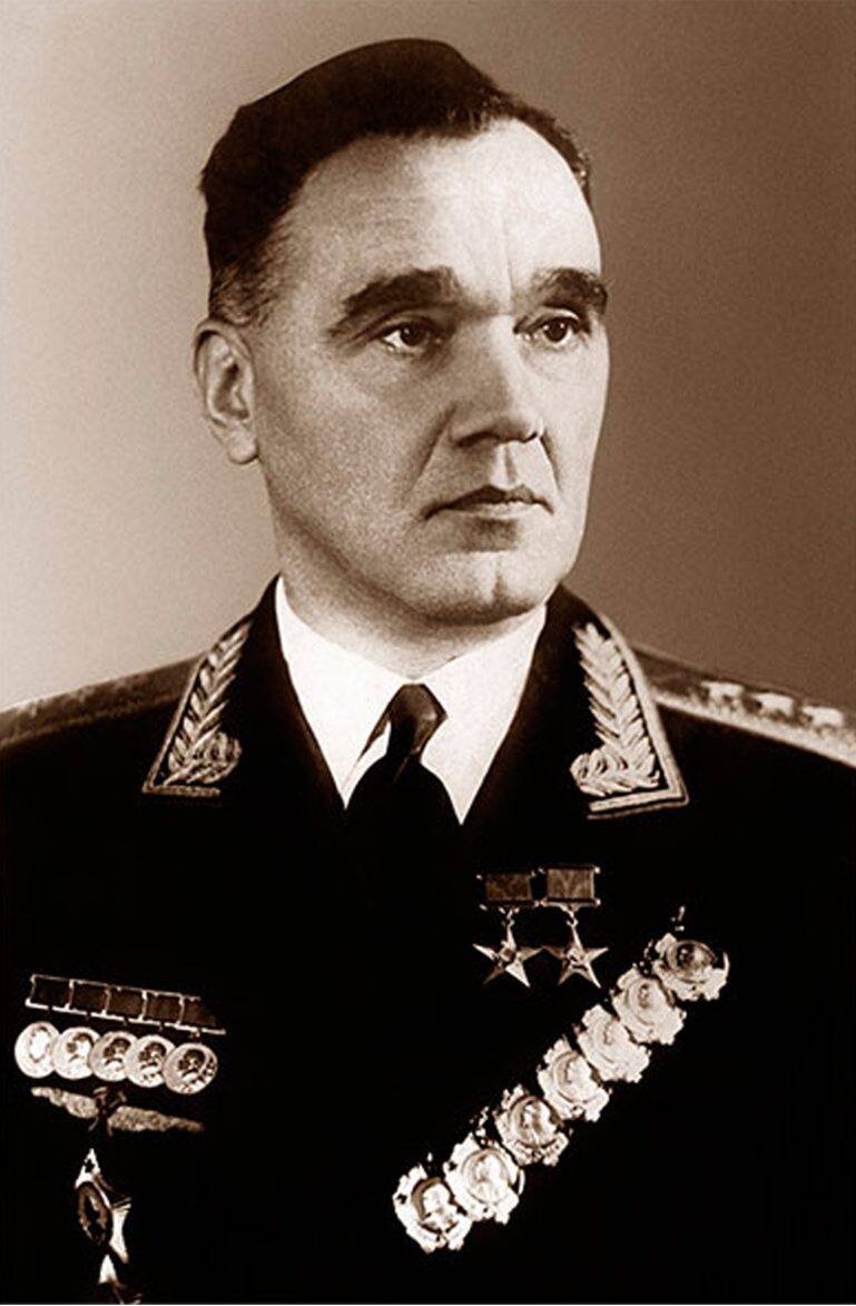 А. С. Яковлев