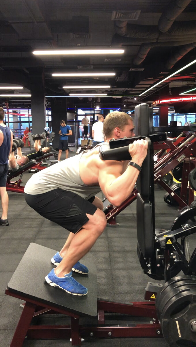 Обратный присед