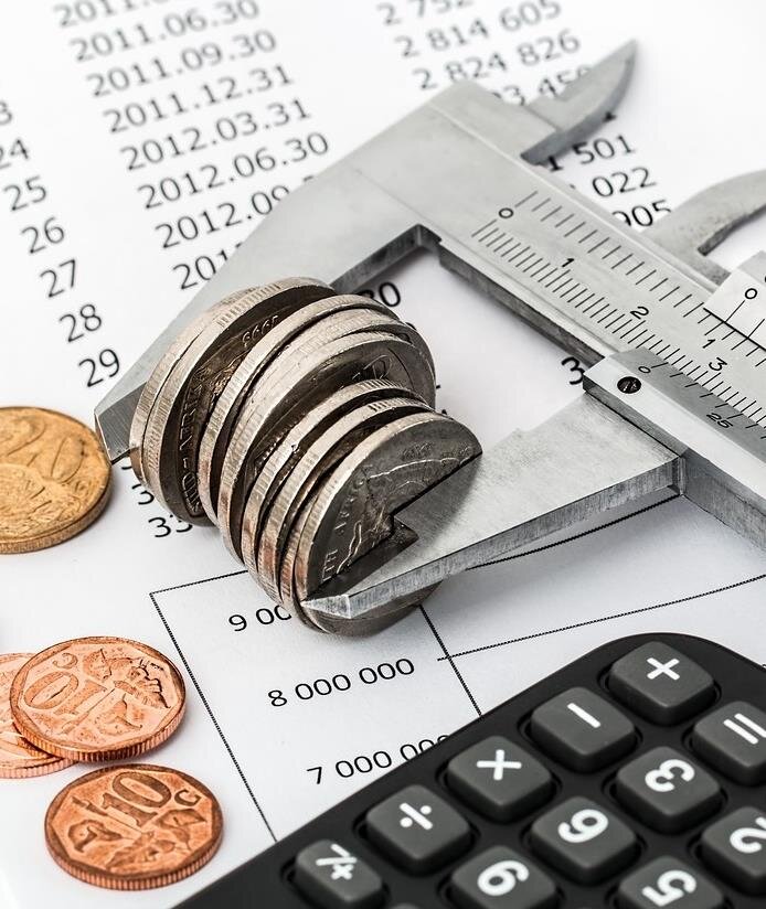 Источник фото: https://pixabay.com/photos/savings-budget-investment-money-2789112/