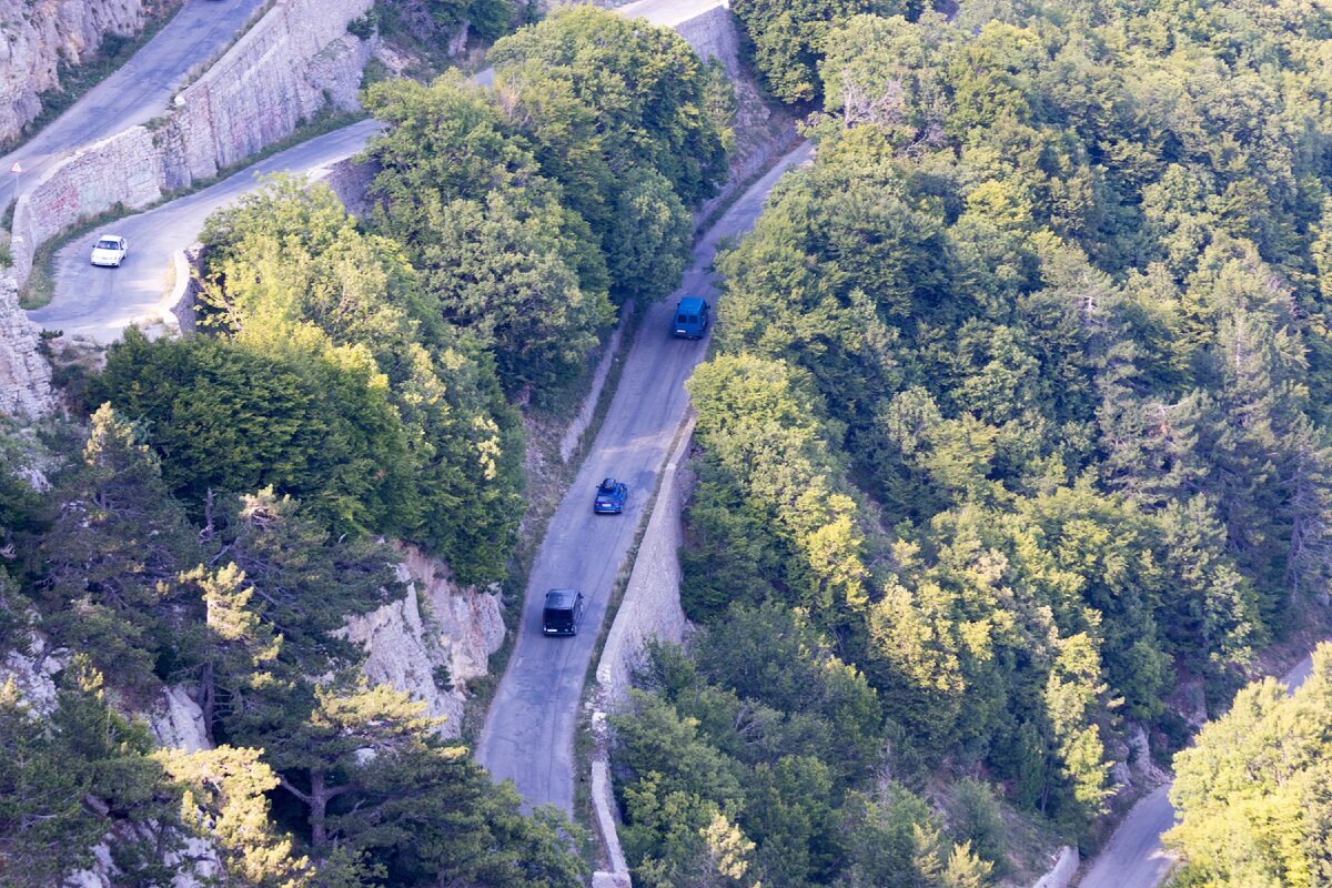 Серпантин на ай Петри в Крыму