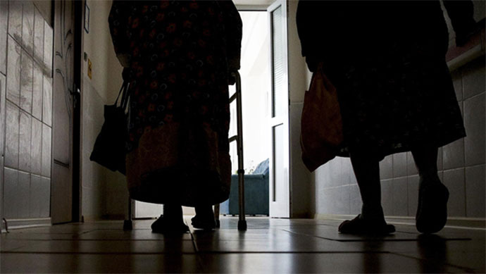 Куда теперь пойдут выселенные из дома престарелых обитатели, неизвестно. 
