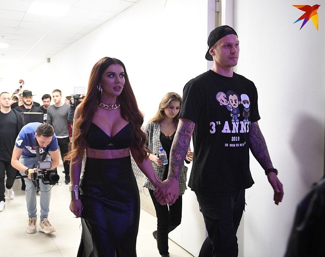 Молодой возлюбленный Анны Седоковой развелся со своей женой