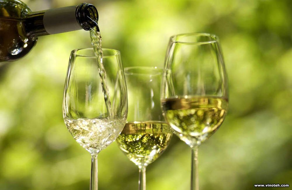 Фото с сайта vinoteh.com