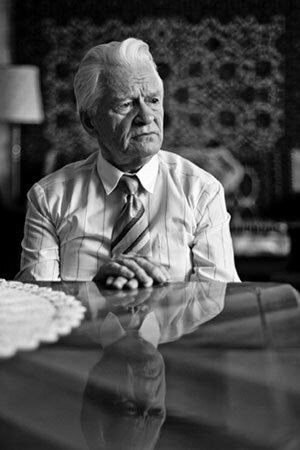 Министр авиационной промышленности — Силаев И.С.
