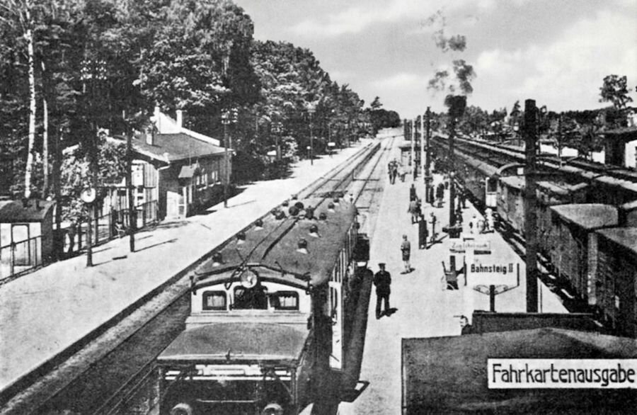 Железнодорожная станция Метгетен до Второй Мировой войны. 