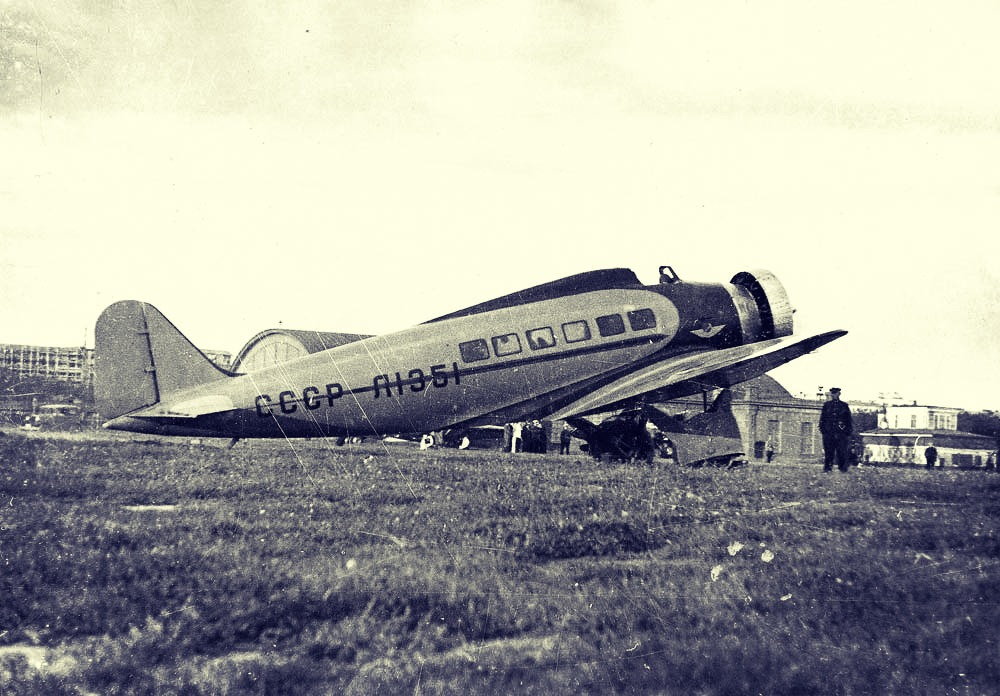 Км 1 самолет. ХАИ-1 пассажирский самолёт. Самолёт Неман ХАИ-1. ХАИ-1вв пассажирский самолёт. Пассажирский самолет 1930 СССР.