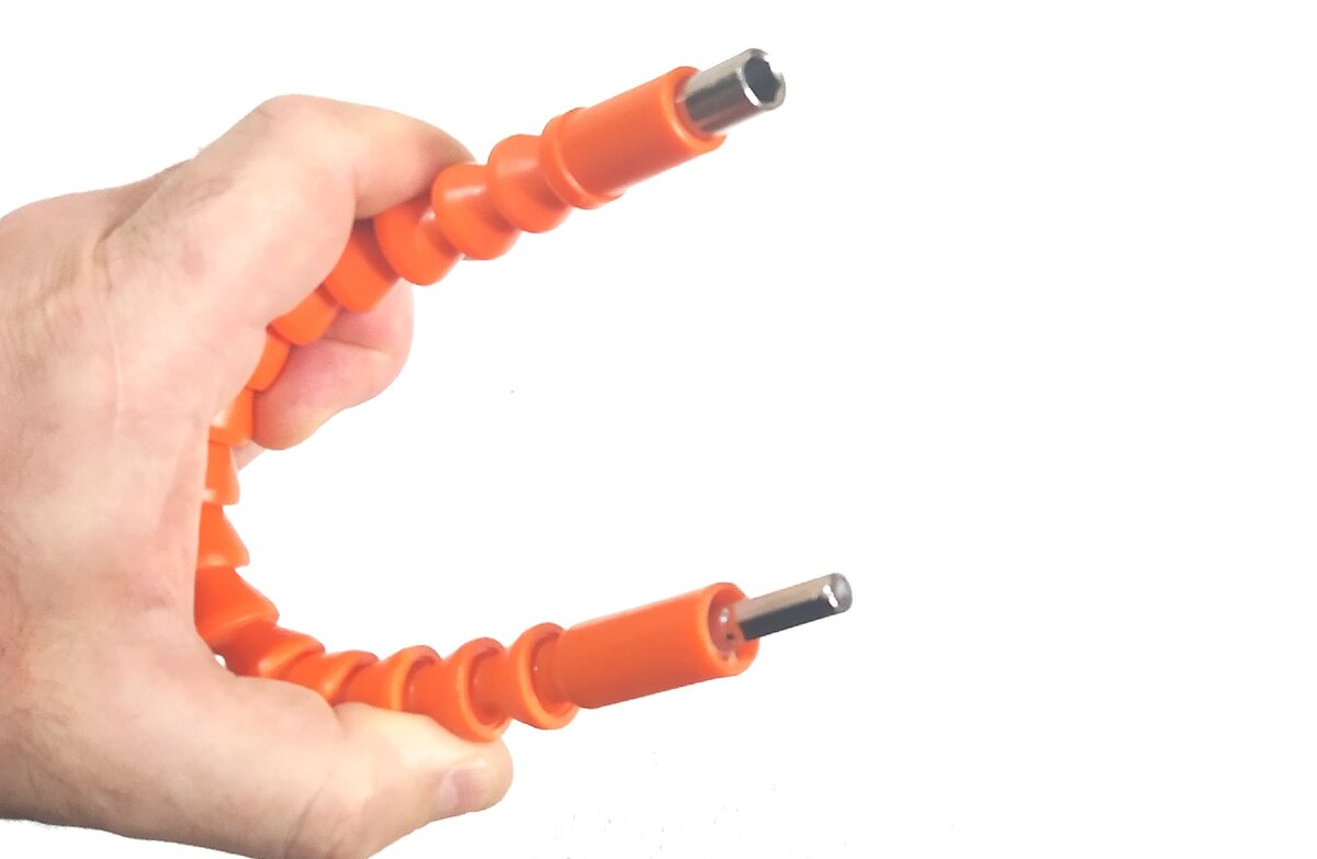 Фото 2. Можно работать даже в таком положении. Видна конфигурация обоих наконечников.