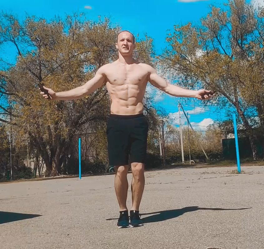 Кто-то скажет что довольно не плохо, но я скажу - висит жир на боках. 