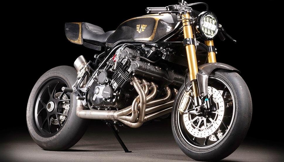  HONDA CBX 1000. ШЕСТЬ ЦИЛИНДРОВ, КАРБЮРАТОРЫ И ВЫХЛОП 6-В-1