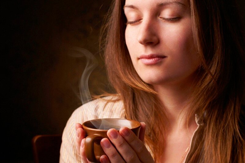 Приболели?  Помогут старинные способы и рецепты. Попробуйте!
Восемь волшебных рецептов от кашля
№1
От кашля у детей избавит удивительная смесь.
Для нее нужно натереть на мелкой терке 1 яблоко, 1 луковицу репчатого лука и 1 морковку. Важно быть ингредиенты приблизительно одинакового веса.
Добавить 2 ст. л. меда и хорошо перемешать. Давать детям по 1 ч. л. в теплом виде 4-5 раз в день.