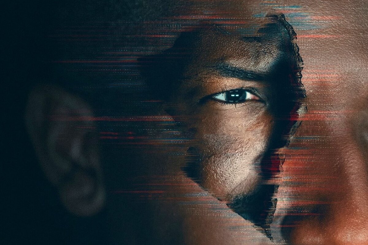 Нет, ну это дискриминация! Мы, оскорбленные европеоиды, категорически требуем, чтобы бортовые самописцы были срочно переименованы в белые ящики! 