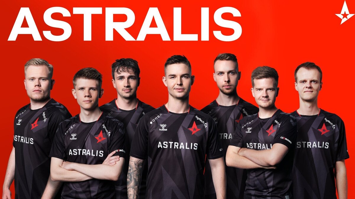 Еще совсем недавно состав Astralis состоял из семи человек: Xyp9x, dupree, glave,Bubzkji, device, Magisk и es3tag (который, совсем недавно покинул команду)