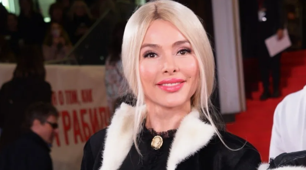 Муж Алены Кравец пустил в дом свою внебрачную дочь и бывшую ...