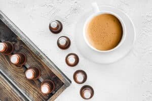 Перед покупкой кофемашины как следует изучите рынок, рейтинг, сравнить ассортимент и цены, чтобы в будущем вам не потребовалось рыскать по всему городу в поиске капсул.