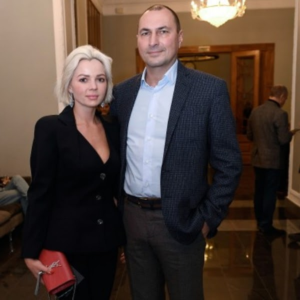 The TV host of Helena Nikolaeva reported how brings up the daughter Anastasiya V