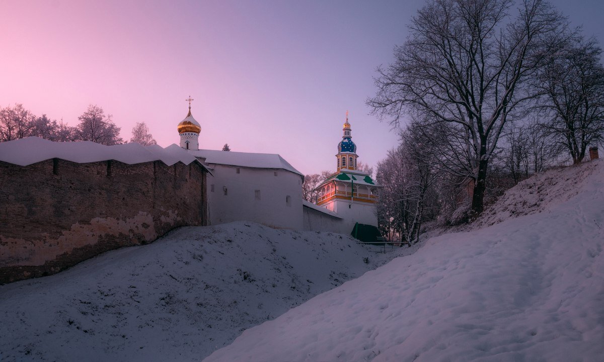 Свято-Георгиевские Мещевский мужской монастырь. Фото автора 